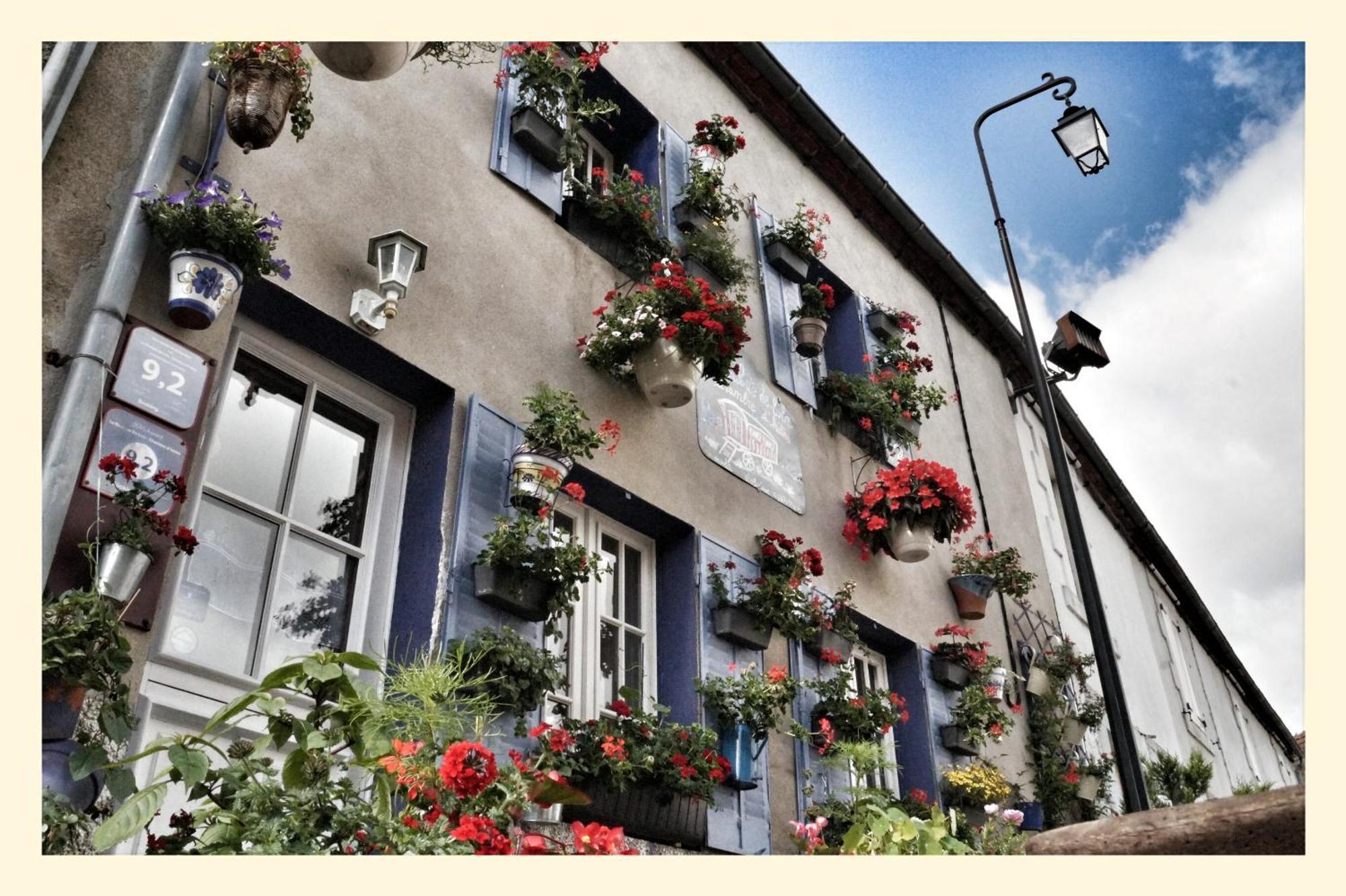 La Roulotte De Lola - Chambre D'Hotes La Celle  Exterior foto